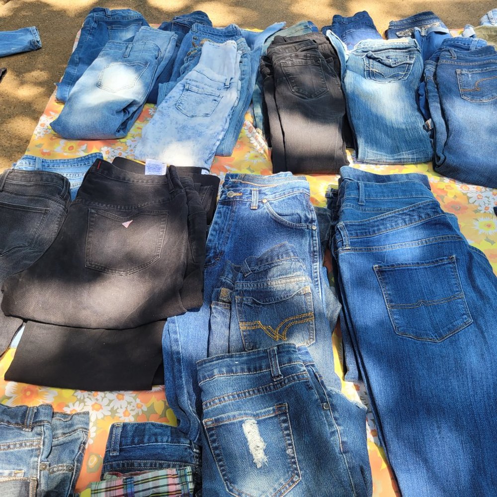 Jeans jeans jeans - Picture 3 of 5
